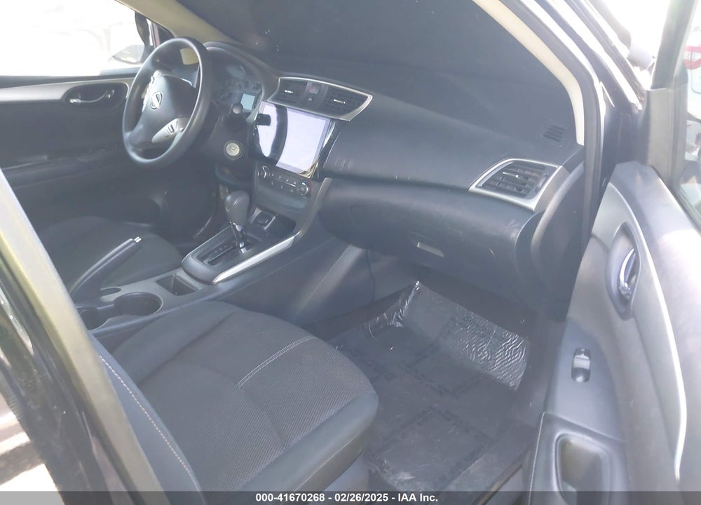 2017 NISSAN SENTRA VIN: 3N1AB7AP7HY261570