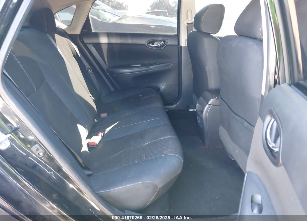 2017 NISSAN SENTRA VIN: 3N1AB7AP7HY261570