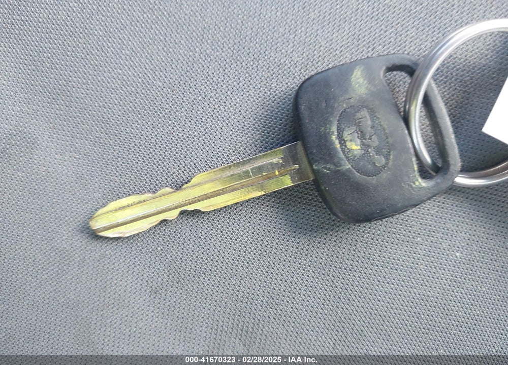 2000 TOYOTA TACOMA VIN: 5TEWM72N1YZ709127