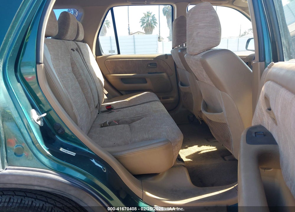 2004 HONDA CR-V LX VIN: JHLRD68404C007785