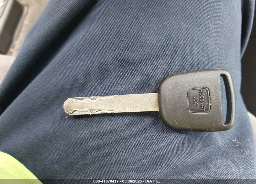 2005 HONDA ACCORD VIN: 1HGCM56465A070503