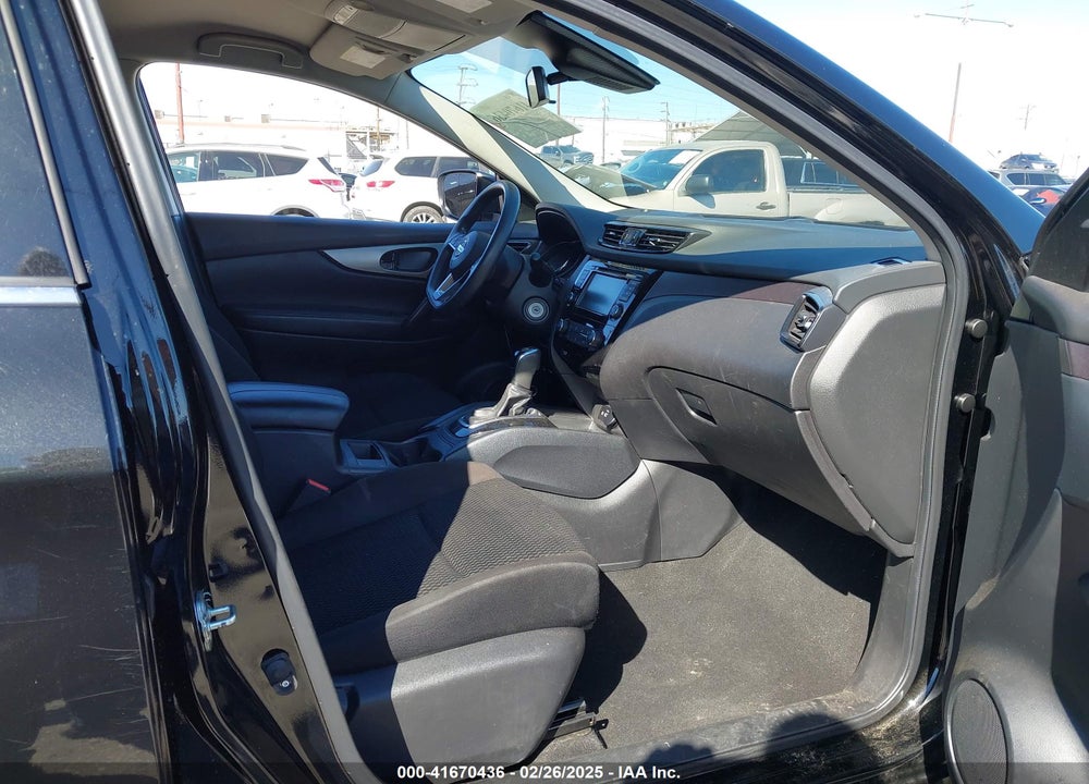 2021 NISSAN ROGUE SPORT VIN: JN1BJ1AV8MW563423