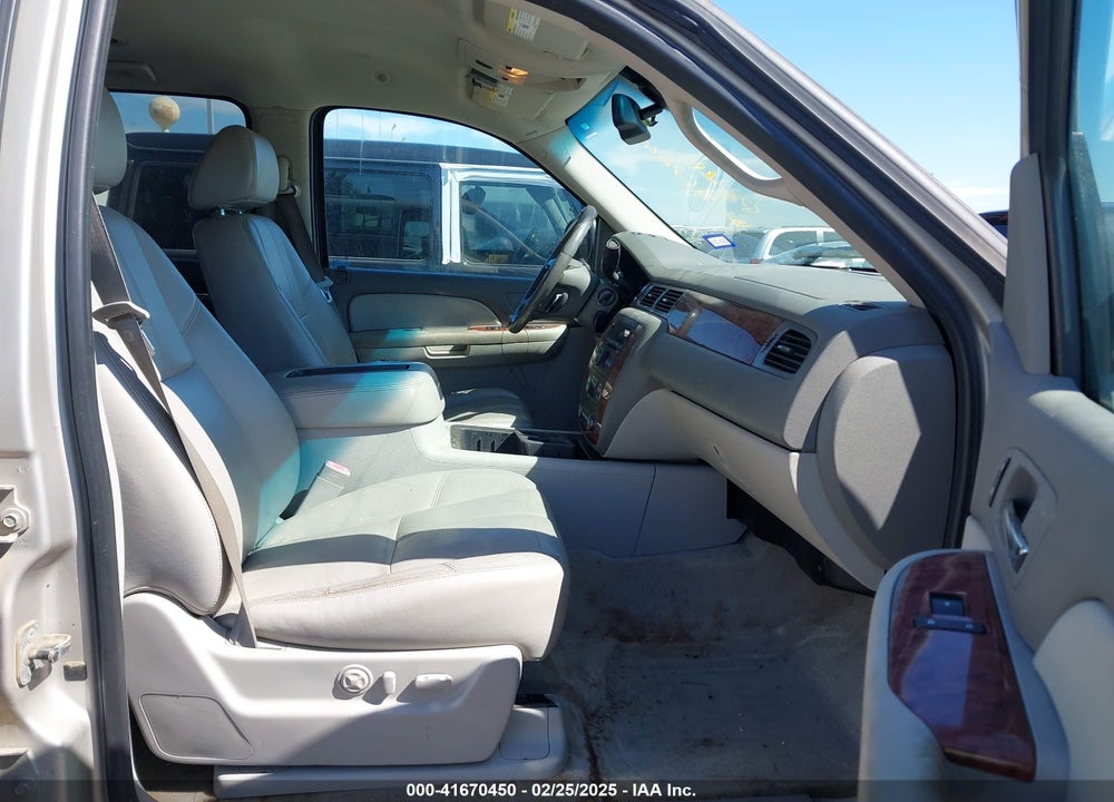 2008 CHEVROLET TAHOE VIN: 1GNFC13J58R116109