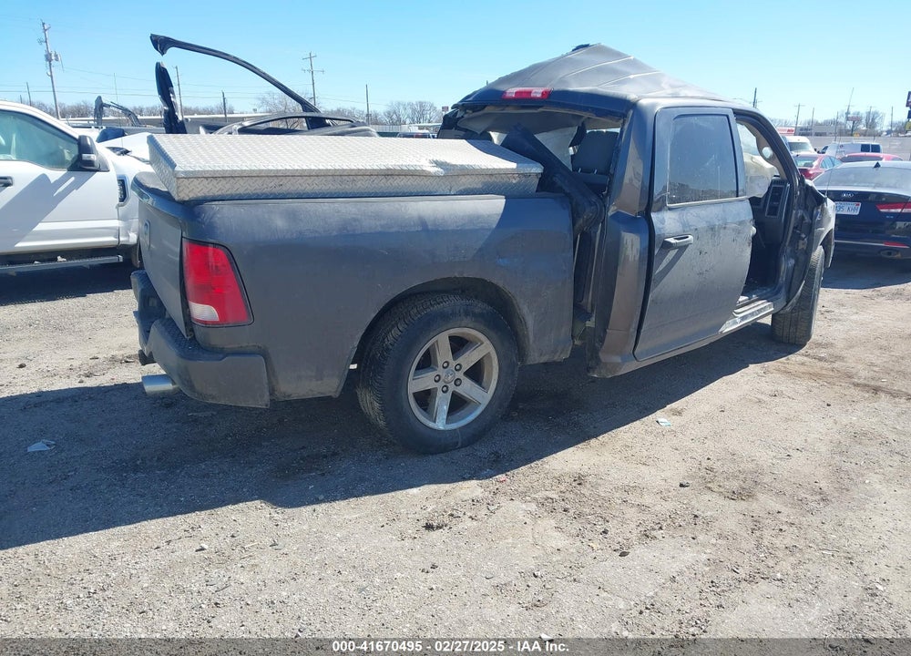 2015 RAM 1500 VIN: 1C6RR6KT9FS583972