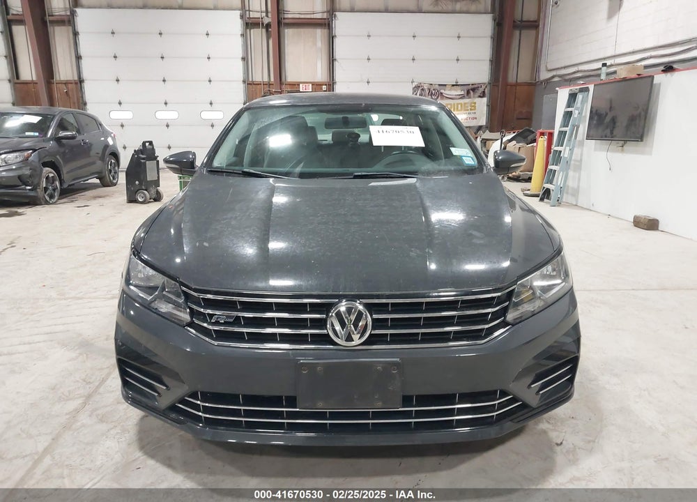 2016 VOLKSWAGEN PASSAT VIN: 1VWAT7A37GC060263