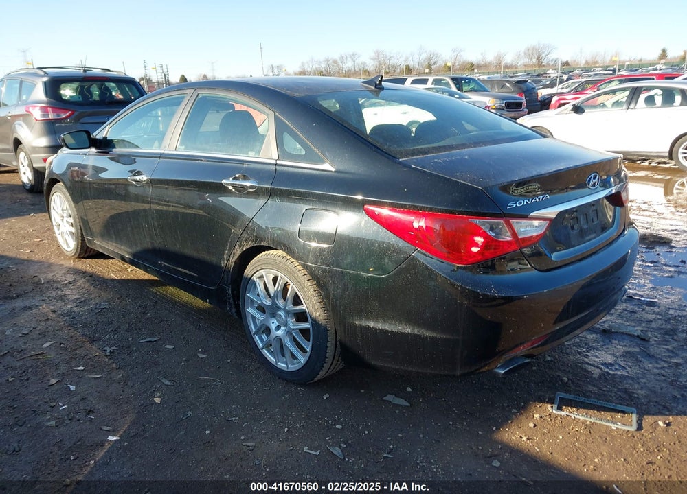 2011 HYUNDAI SONATA SE VIN: 5NPEC4AC4BH260999