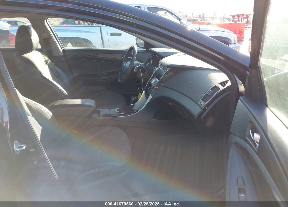 2011 HYUNDAI SONATA SE VIN: 5NPEC4AC4BH260999