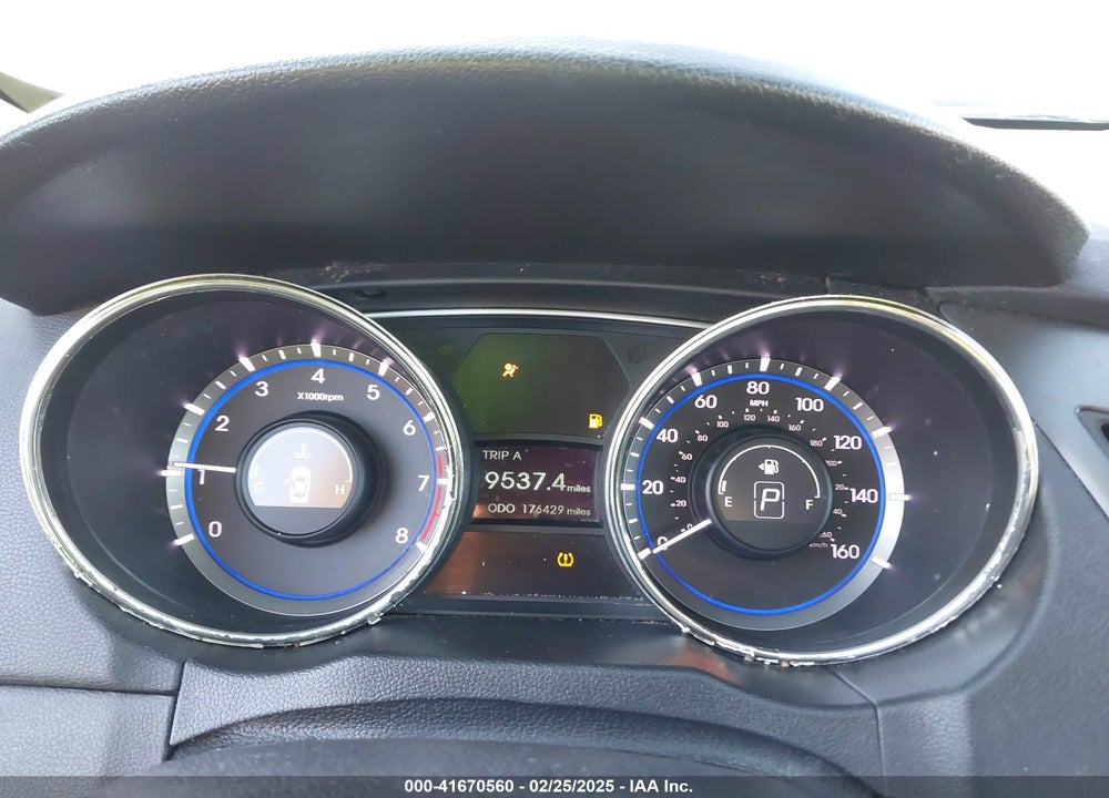 2011 HYUNDAI SONATA SE VIN: 5NPEC4AC4BH260999
