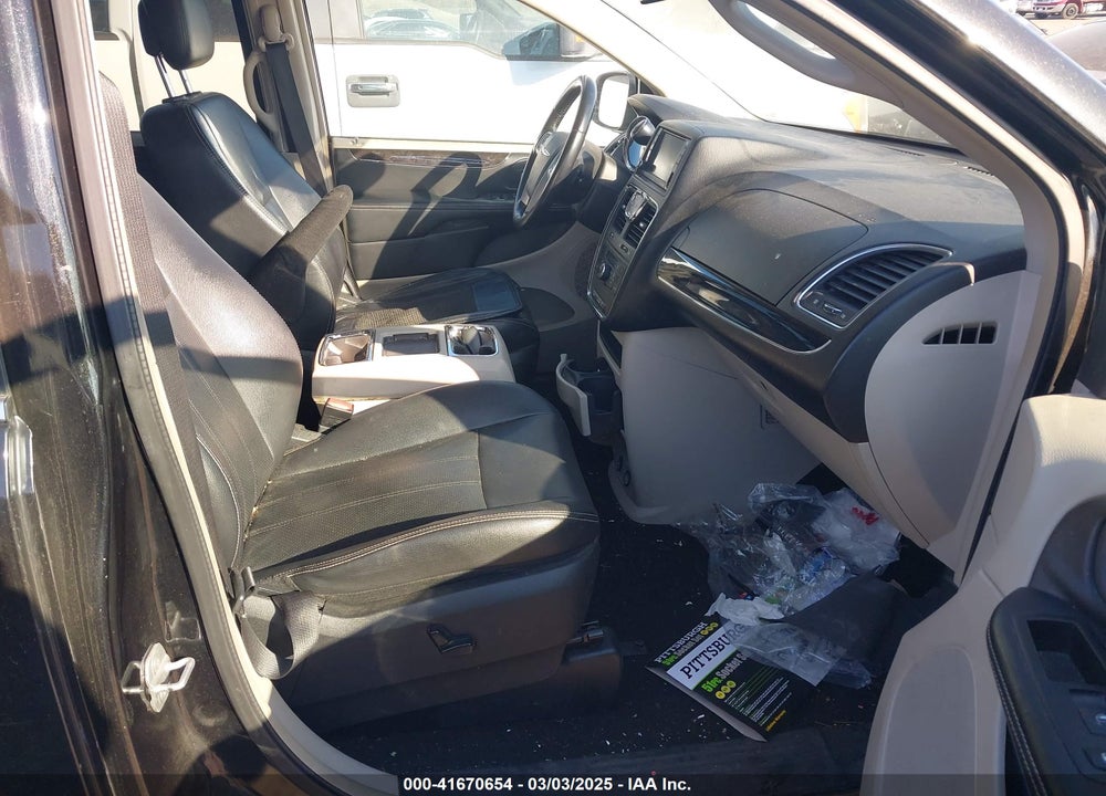 2012 CHRYSLER TOWN & COUNTRY VIN: 2C4RC1BG7CR229364