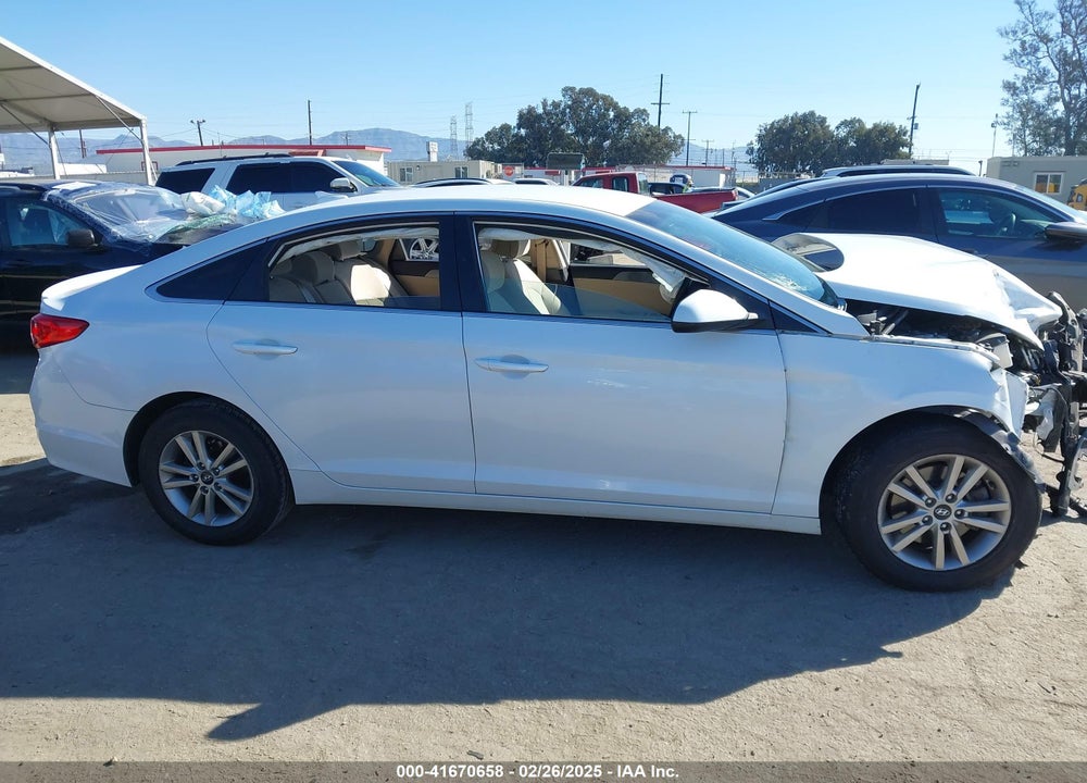 2017 HYUNDAI SONATA VIN: 5NPE24AF6HH508630