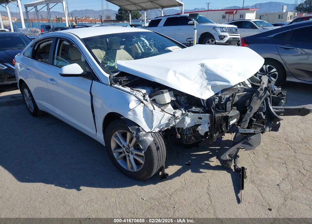 2017 HYUNDAI SONATA VIN: 5NPE24AF6HH508630