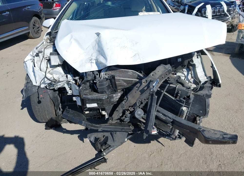 2017 HYUNDAI SONATA VIN: 5NPE24AF6HH508630