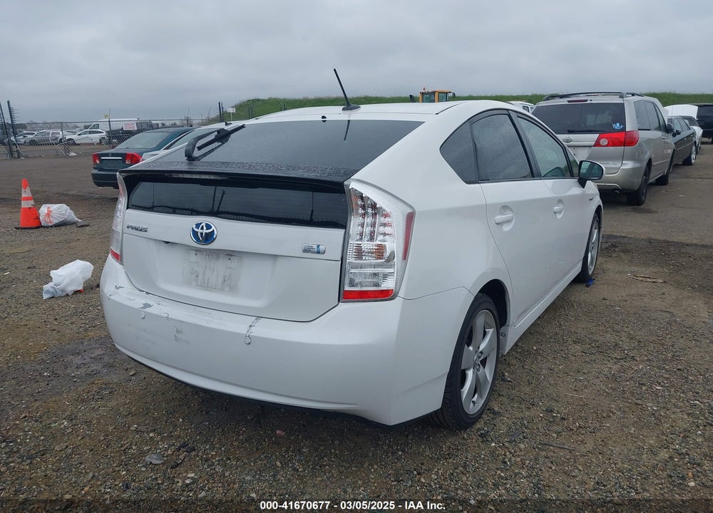 2010 TOYOTA PRIUS V VIN: JTDKN3DU5A0054601