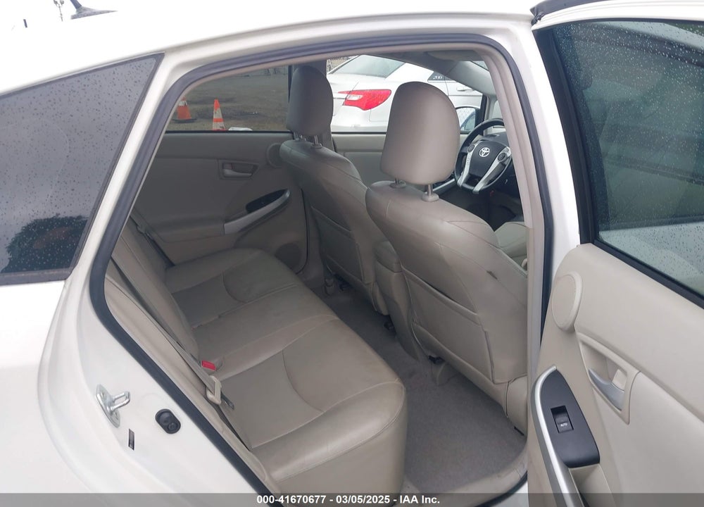 2010 TOYOTA PRIUS V VIN: JTDKN3DU5A0054601