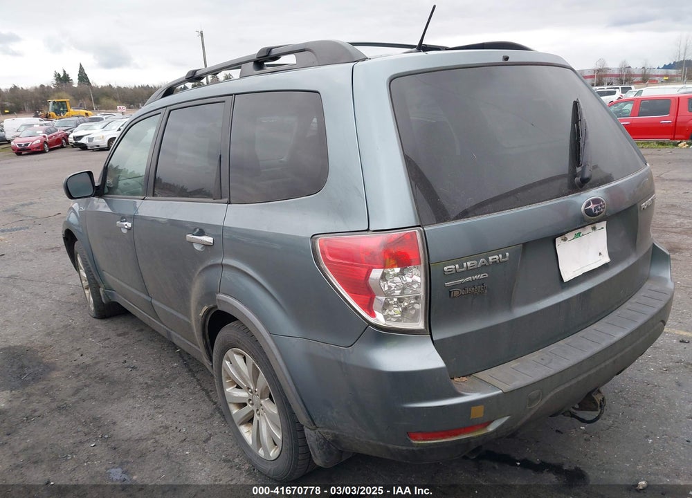 2011 SUBARU FORESTER VIN: JF2SHBDC0BH720034