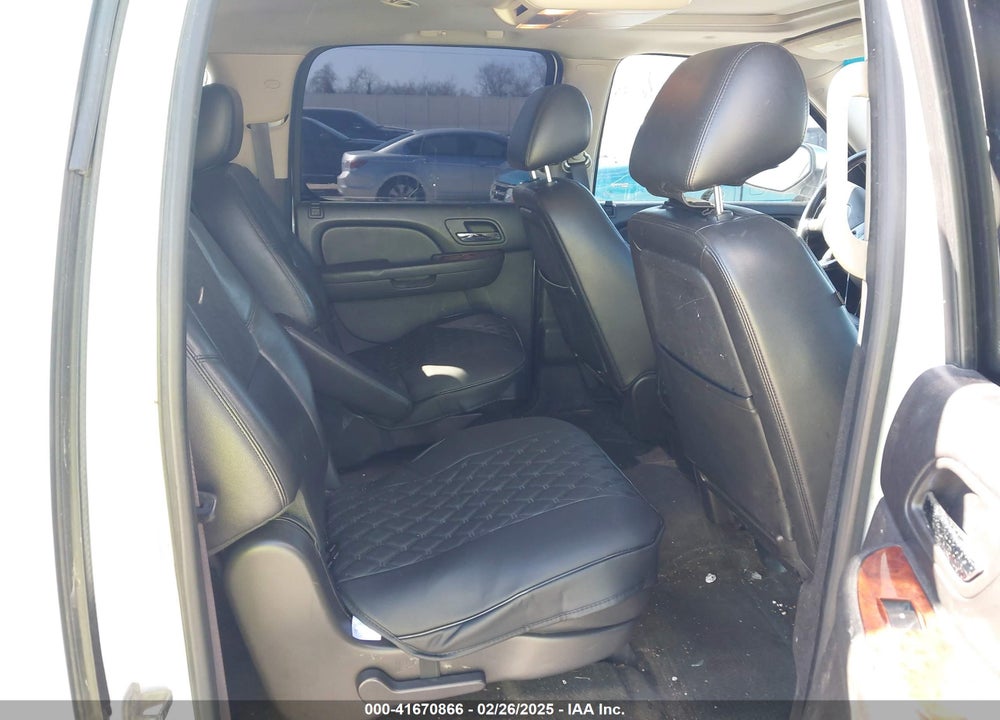 2012 CHEVROLET SUBURBAN 1500 LTZ VIN: 1GNSCKE02CR149697