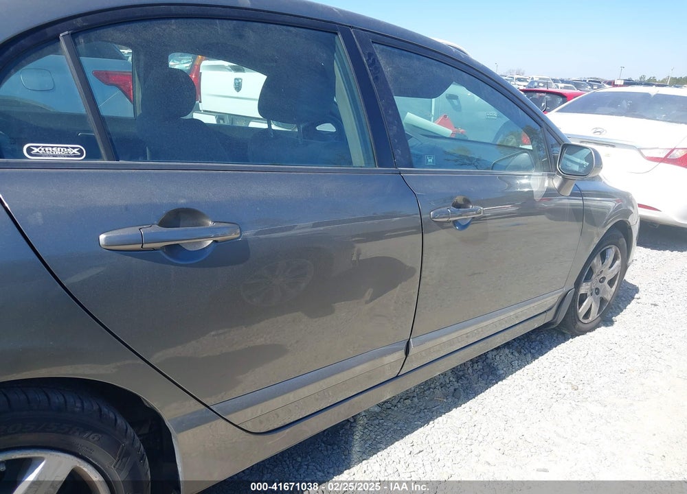 2008 HONDA CIVIC VIN: 2HGFA16518H330920