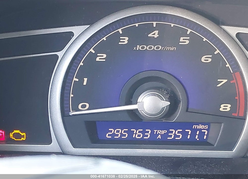 2008 HONDA CIVIC VIN: 2HGFA16518H330920