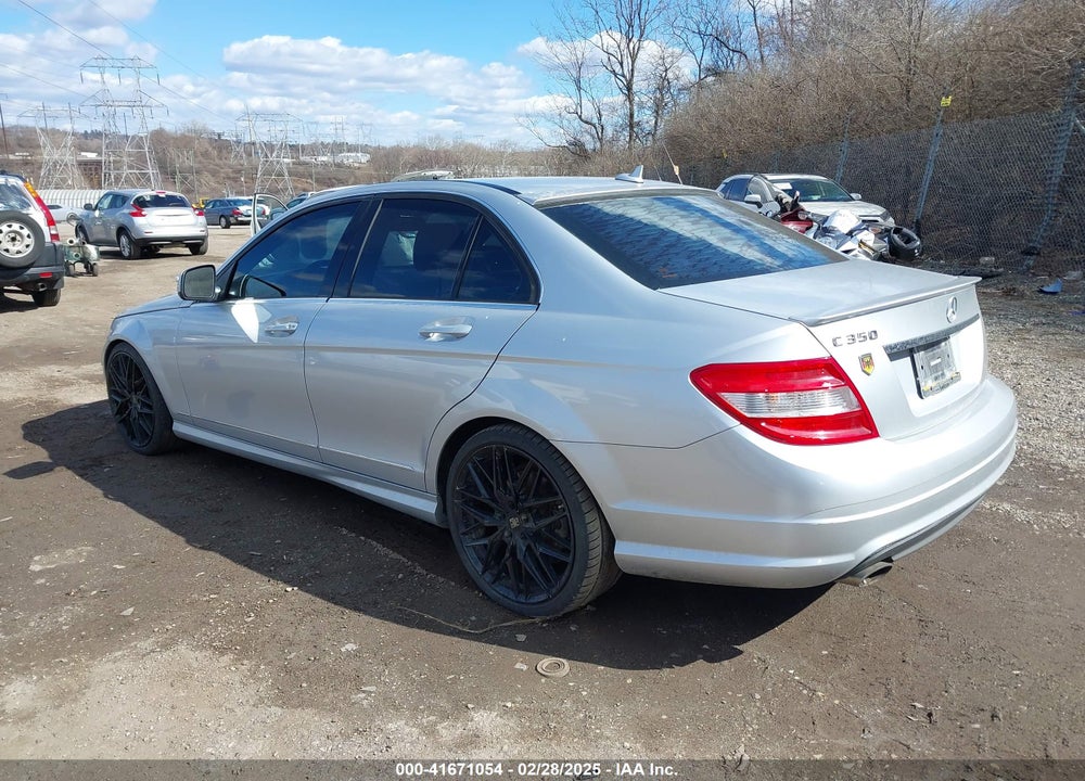 2009 MERCEDES-BENZ C 350 VIN: WDDGF56XX9F210202