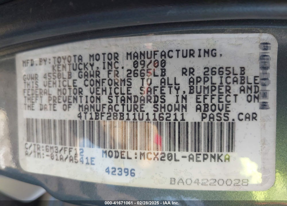 2001 TOYOTA AVALON XL VIN: 4T1BF28B11U116211