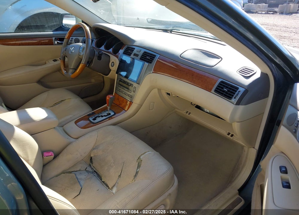 2005 LEXUS ES 330 VIN: JTHBA30G555090727
