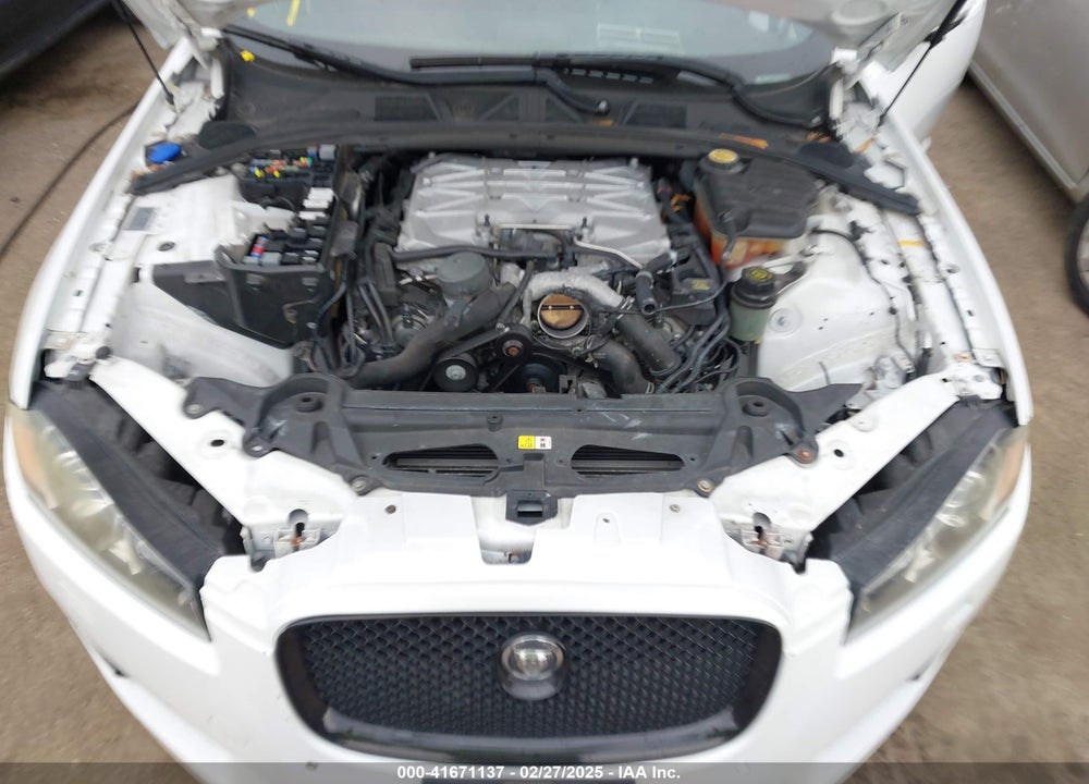 2011 JAGUAR XF VIN: SAJWA0JC1BMR88080