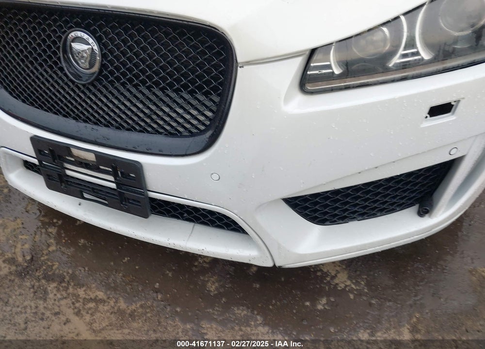 2011 JAGUAR XF VIN: SAJWA0JC1BMR88080