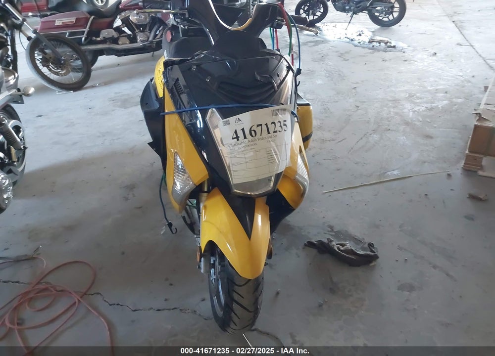 2010 FLY SCOOTER BELLO VIN: L5YTCKPA3A1148646