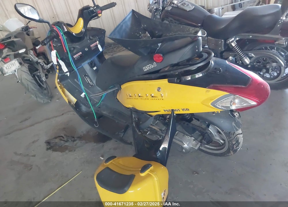 2010 FLY SCOOTER BELLO VIN: L5YTCKPA3A1148646
