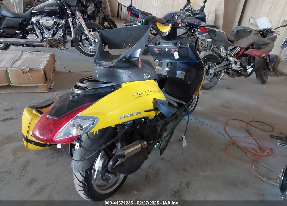2010 FLY SCOOTER BELLO VIN: L5YTCKPA3A1148646