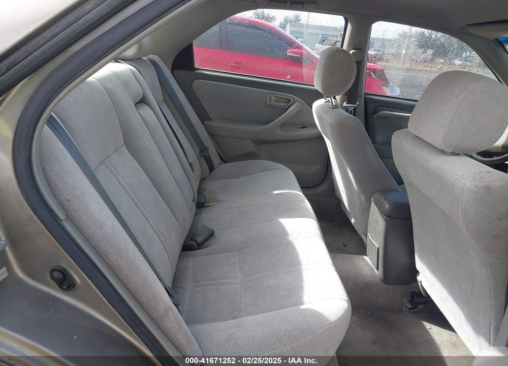1997 TOYOTA CAMRY LE VIN: JT2BG22K0V0076817