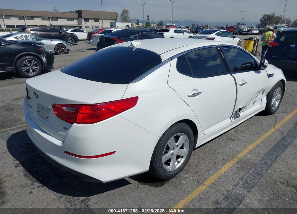 2015 KIA OPTIMA LX VIN: KNAGM4A76F5631396
