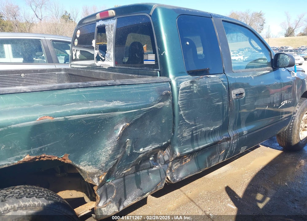 2000 DODGE DAKOTA VIN: 1B7GL22X1YS600067