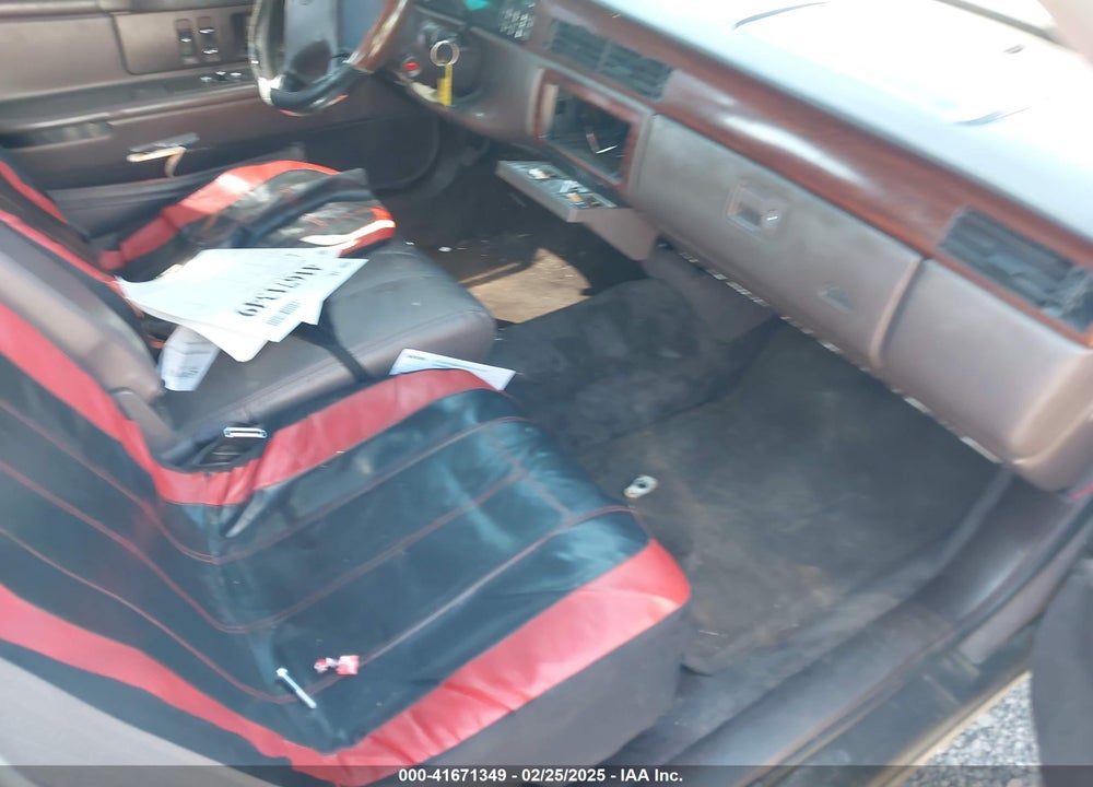1995 CADILLAC DEVILLE VIN: 1G6KD52B7SU262301