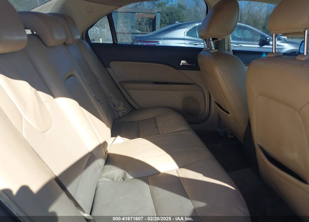 2010 FORD FUSION VIN: 3FAHP0JG6AR214511