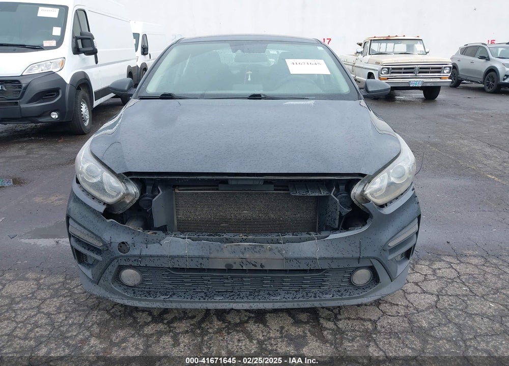 2019 KIA FORTE FE VIN: 3KPF24AD4KE027516