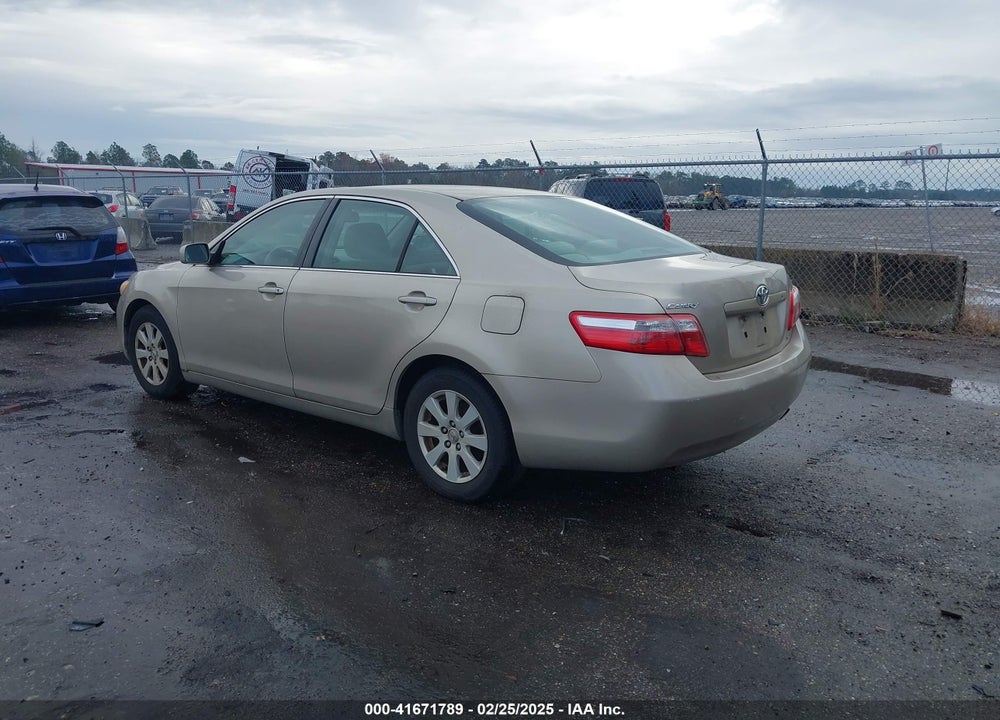 2007 TOYOTA CAMRY XLE VIN: JTNBE46K773101552