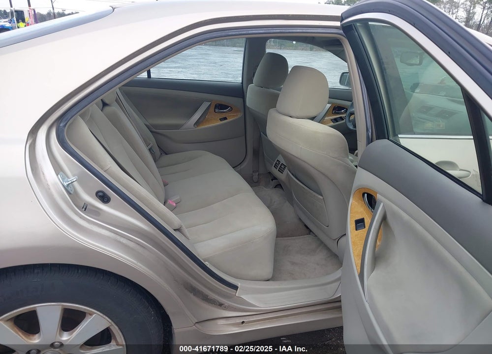2007 TOYOTA CAMRY XLE VIN: JTNBE46K773101552