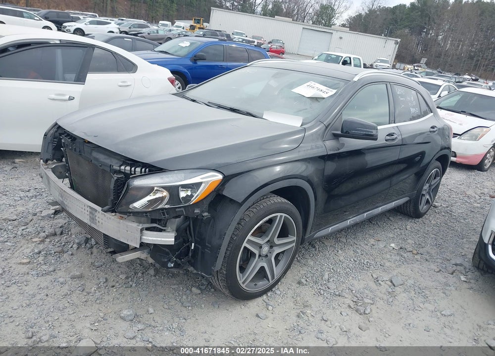 2015 MERCEDES-BENZ GLA VIN: WDCTG4GB4FJ172486