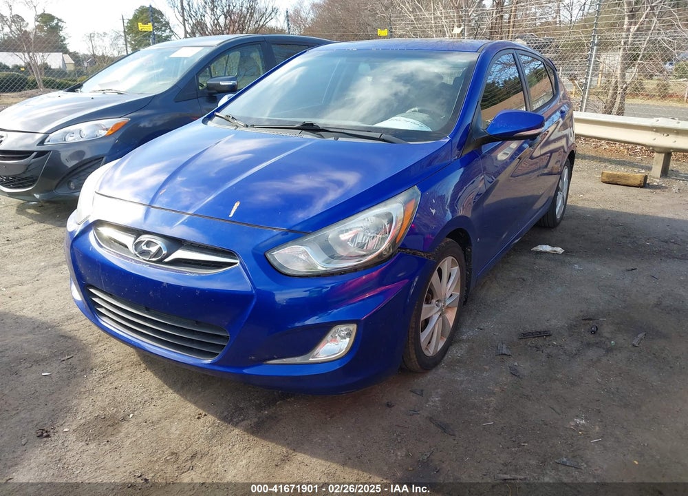 2013 HYUNDAI ACCENT VIN: KMHCU5AE4DU067199