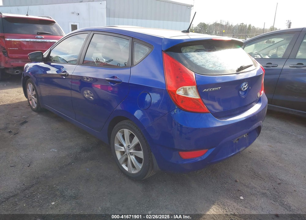 2013 HYUNDAI ACCENT VIN: KMHCU5AE4DU067199