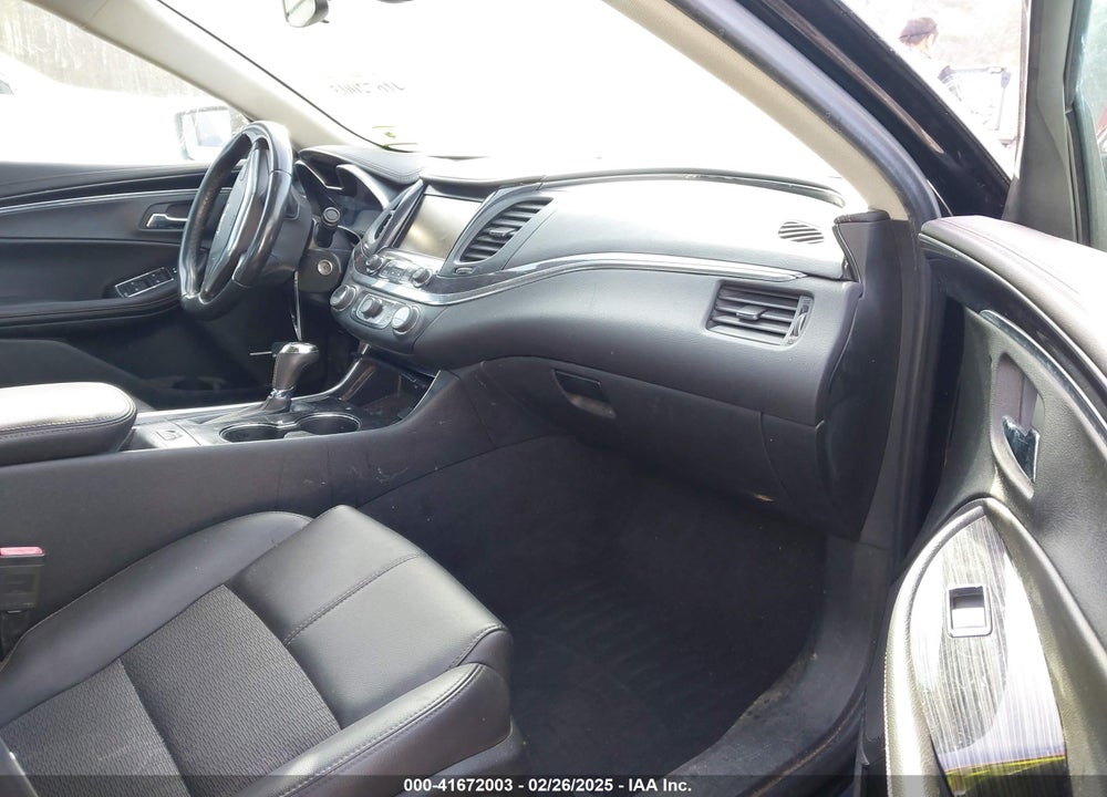 2017 CHEVROLET IMPALA VIN: 1G1105S32HU167675