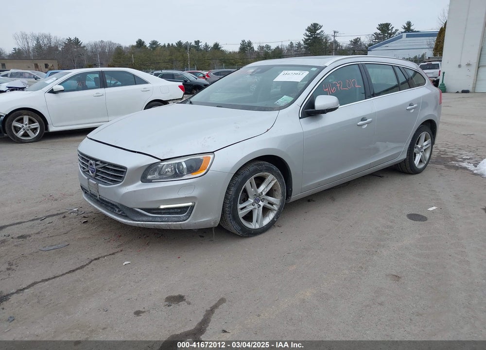 2015 VOLVO V60 VIN: YV126MED4F1206414