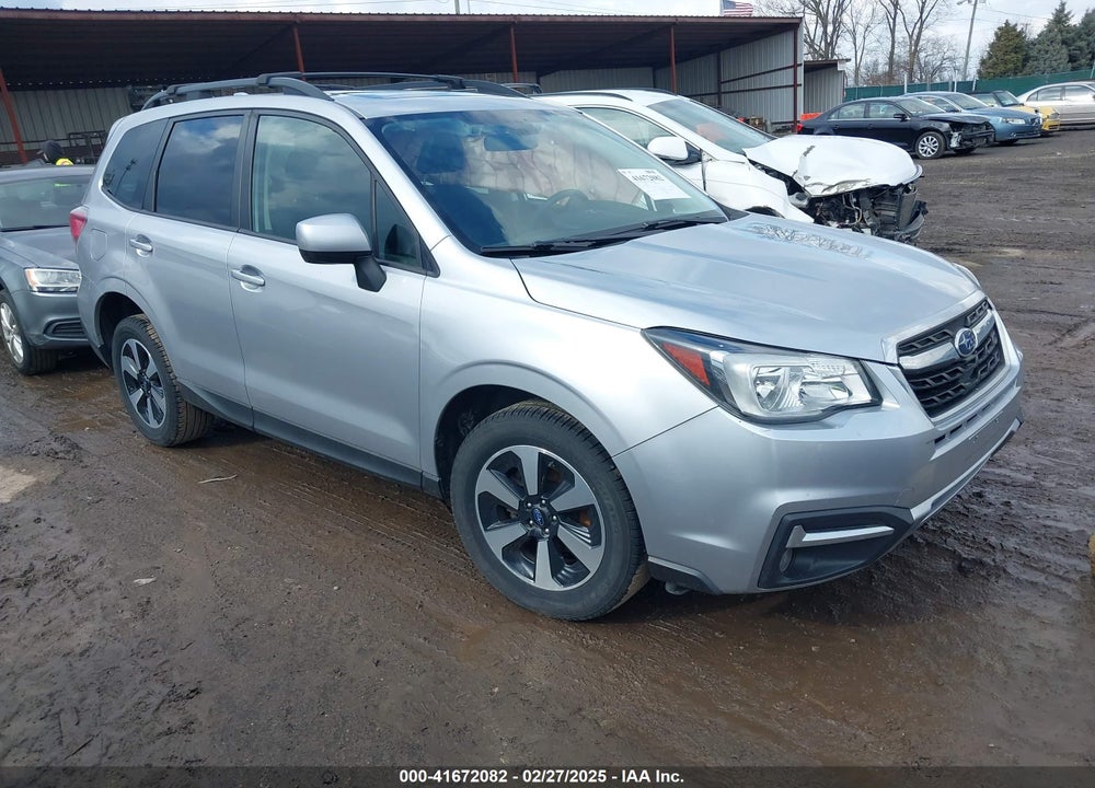 2018 SUBARU FORESTER 2.5I PREMIUM VIN: JF2SJAGC4JH556182