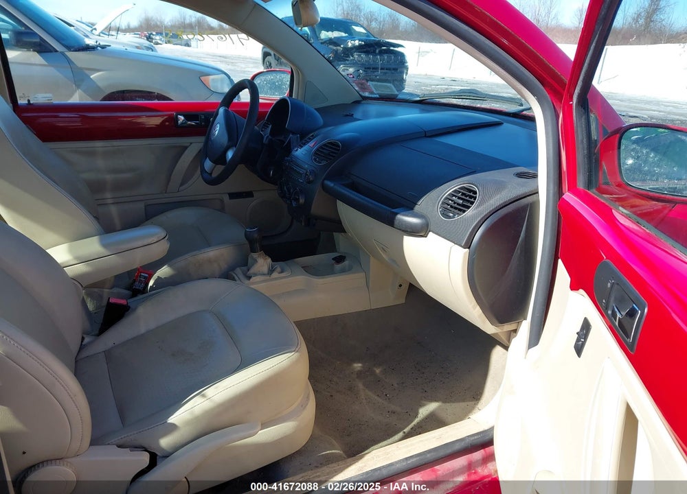 2008 VOLKSWAGEN NEW BEETLE VIN: 3VWPW31CX8M526844