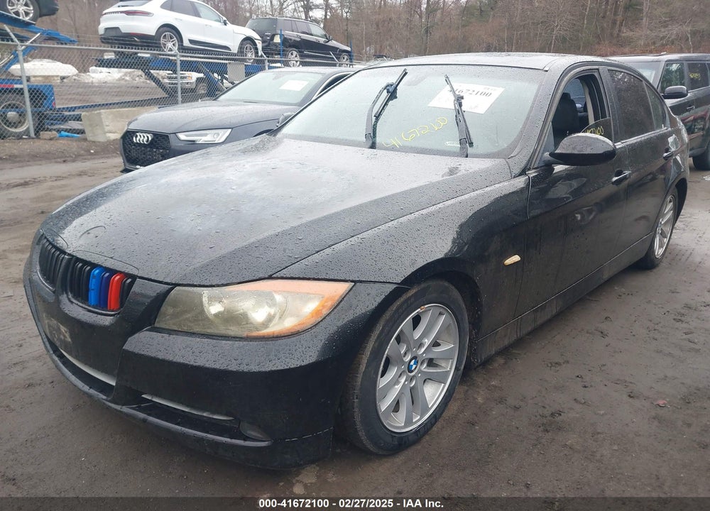 2008 BMW 328I VIN: WBAVA33518KX88912