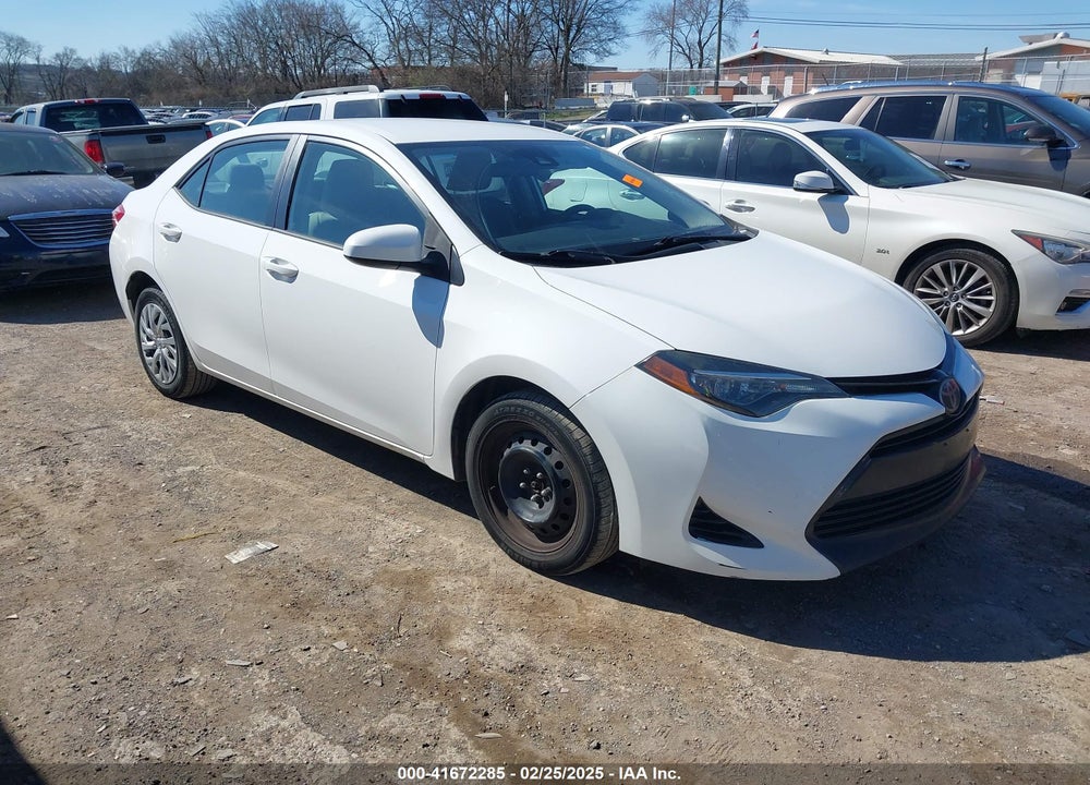 2019 TOYOTA COROLLA LE VIN: 2T1BURHE7KC153355