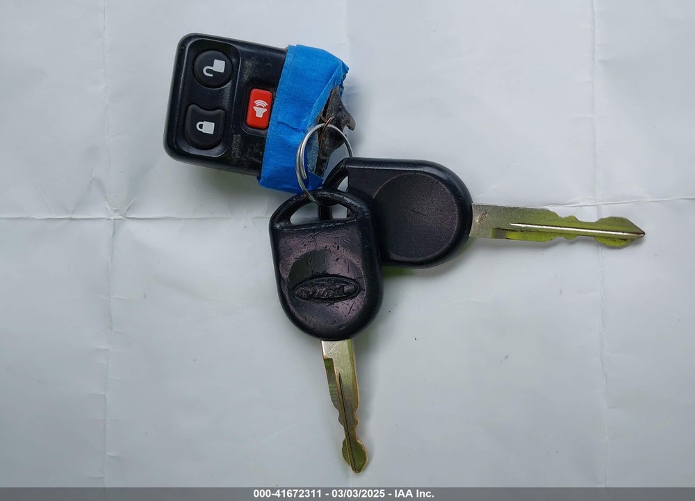 2005 FORD ESCAPE VIN: 1FMYU93165KD62745