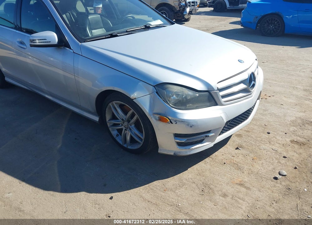 2013 MERCEDES-BENZ C 300 VIN: WDDGF8AB2DR300576