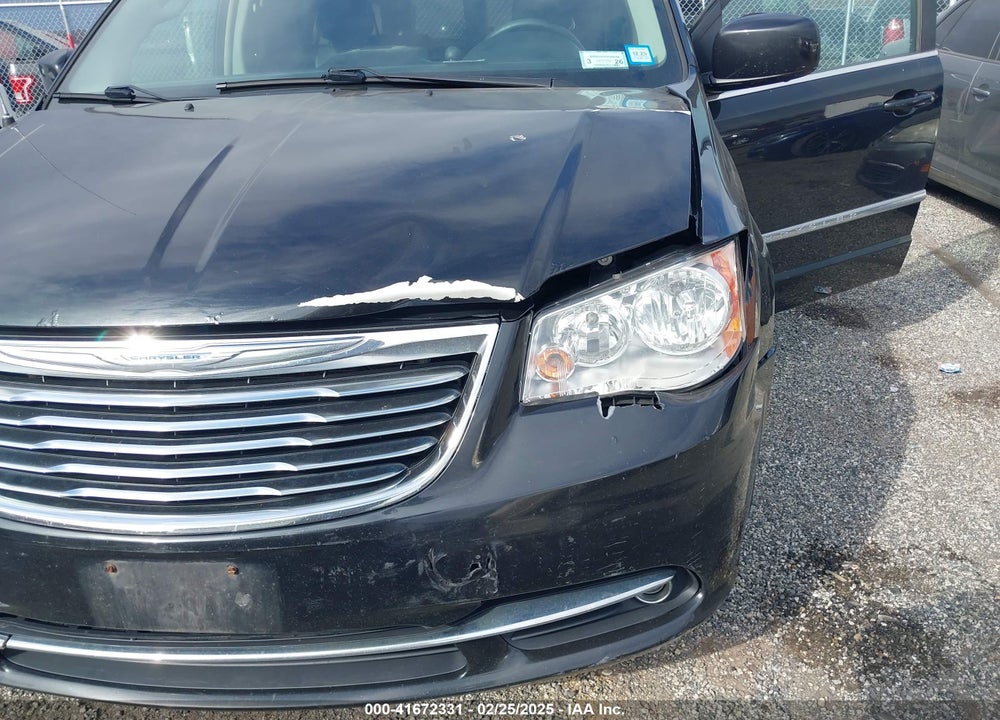 2014 CHRYSLER TOWN & COUNTRY TOURING VIN: 2C4RC1BG5ER231522
